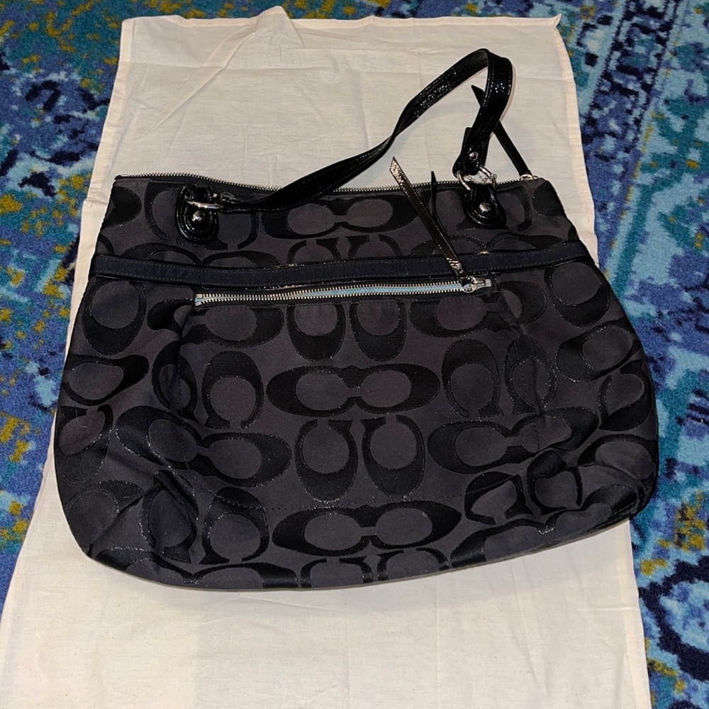 Like new! Authentic Coach bag